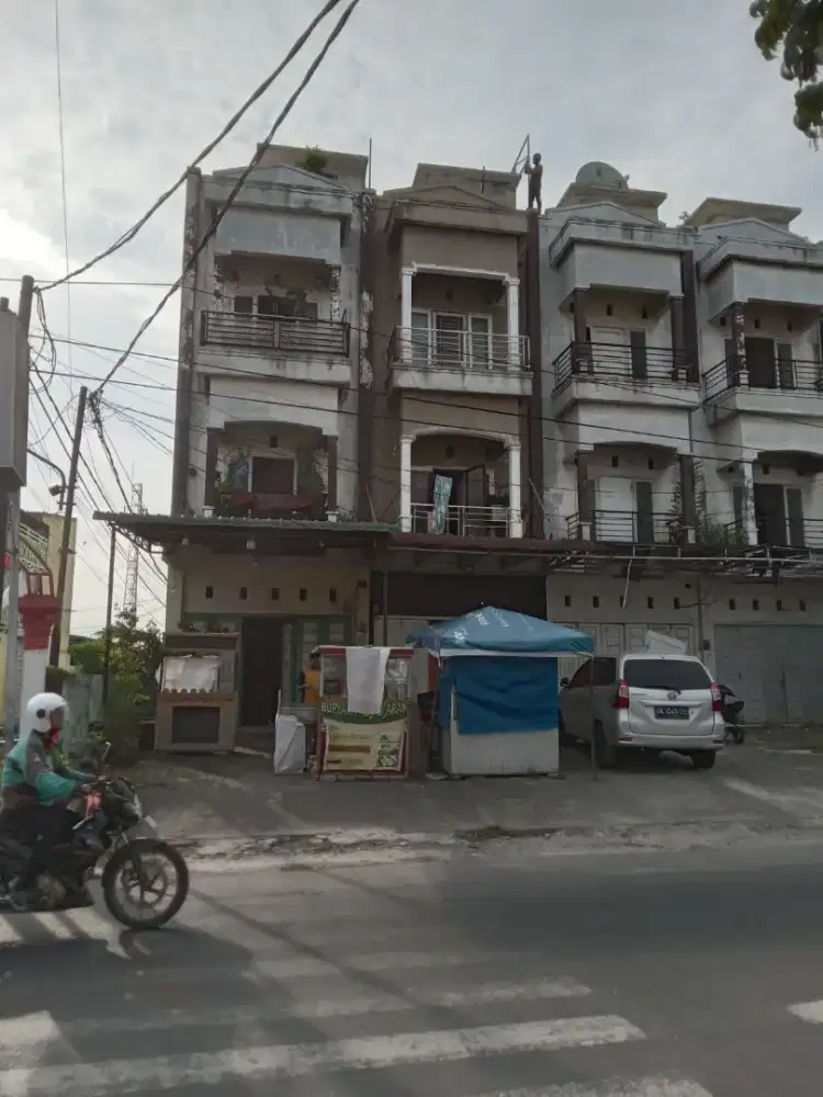 DIJUAL RUKO STRATEGIS 3.5 LANTAI