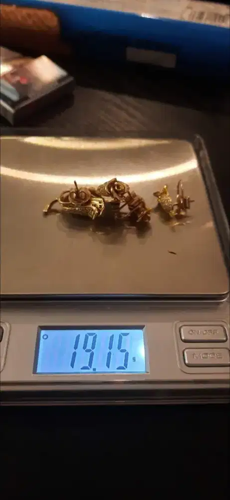 Menerima jual perhiasan emas berlian harga tinggi