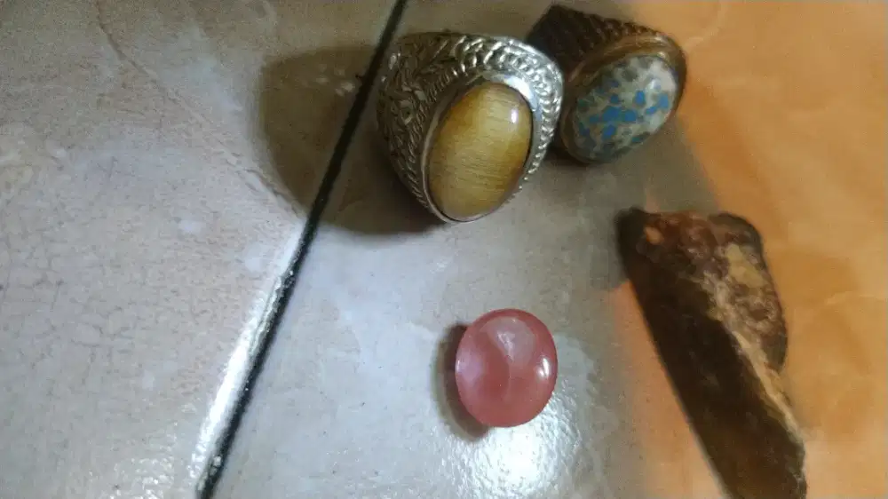 Bahan liontin Aceh HQ . Blue Monkey Cat Eye , BatuPink Kemerahan,pirus