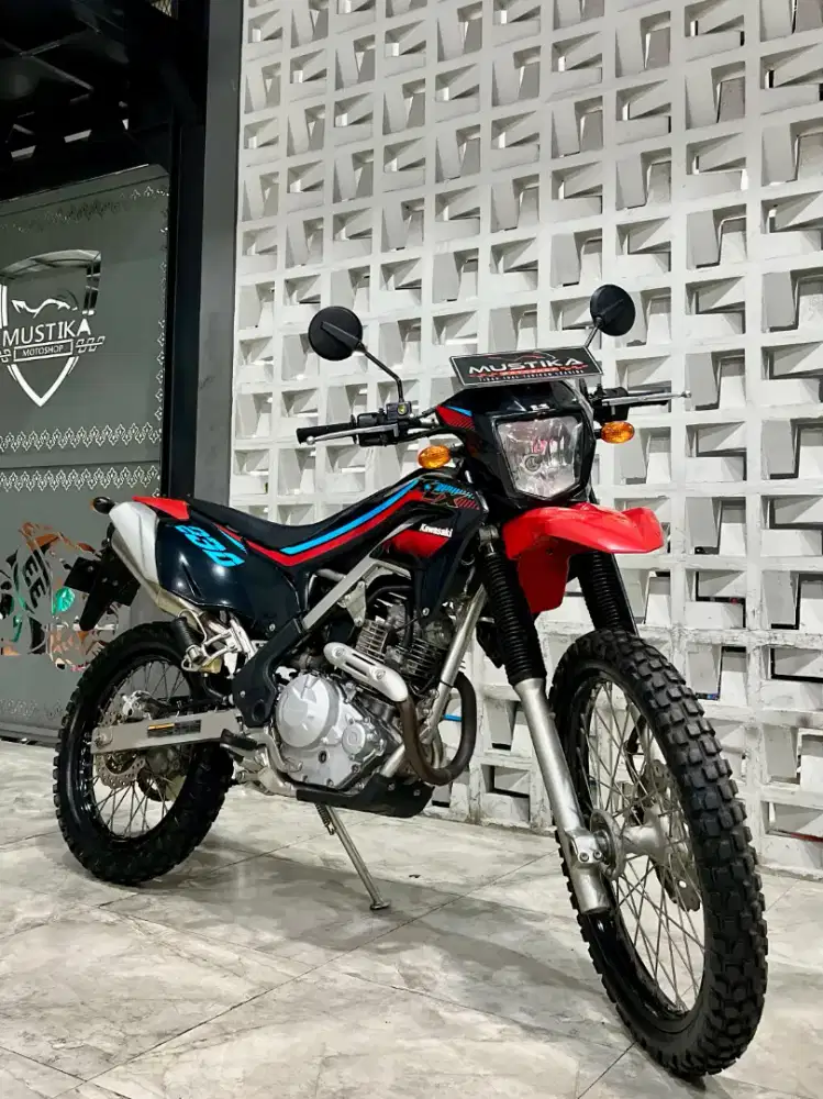 KAWASAKI KLX 230 SE 2019 - Chintia Mustika