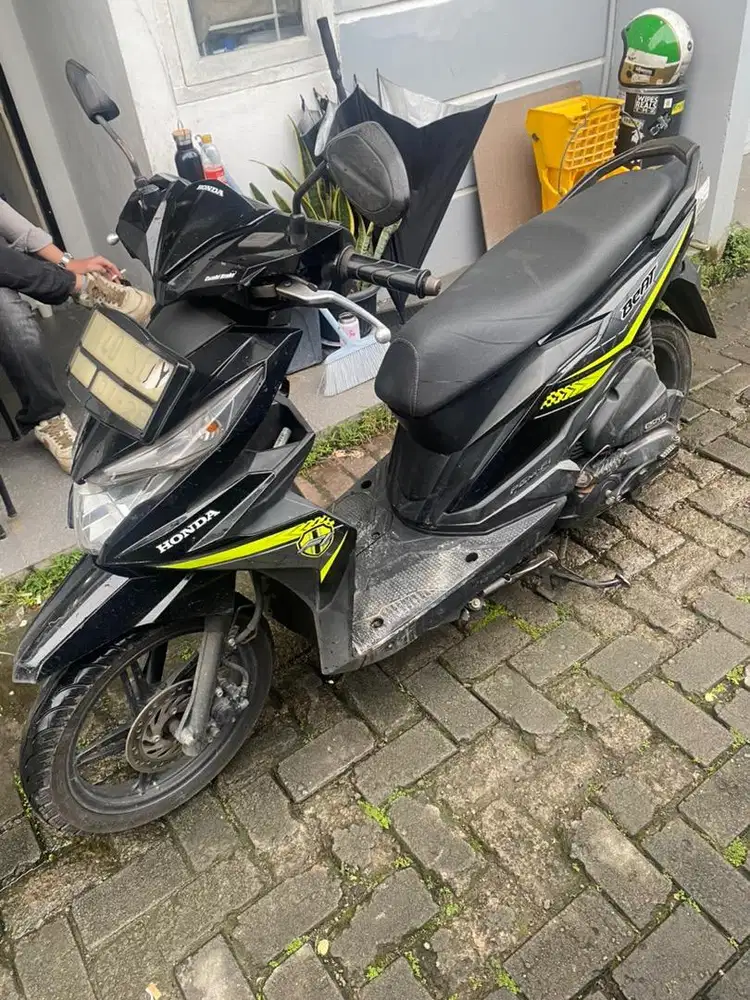 DIJUAL MOTOR HONDA BEAT