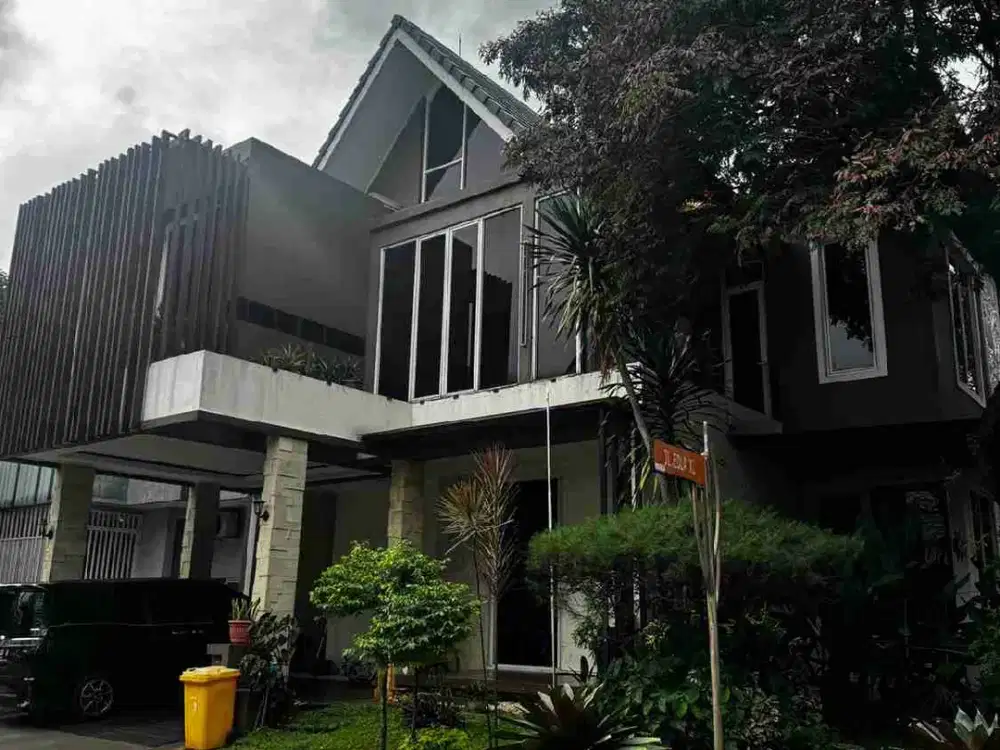 Dijual Rumah Nyaman Posisi Hook Semi Furnished Di Discovery Residence