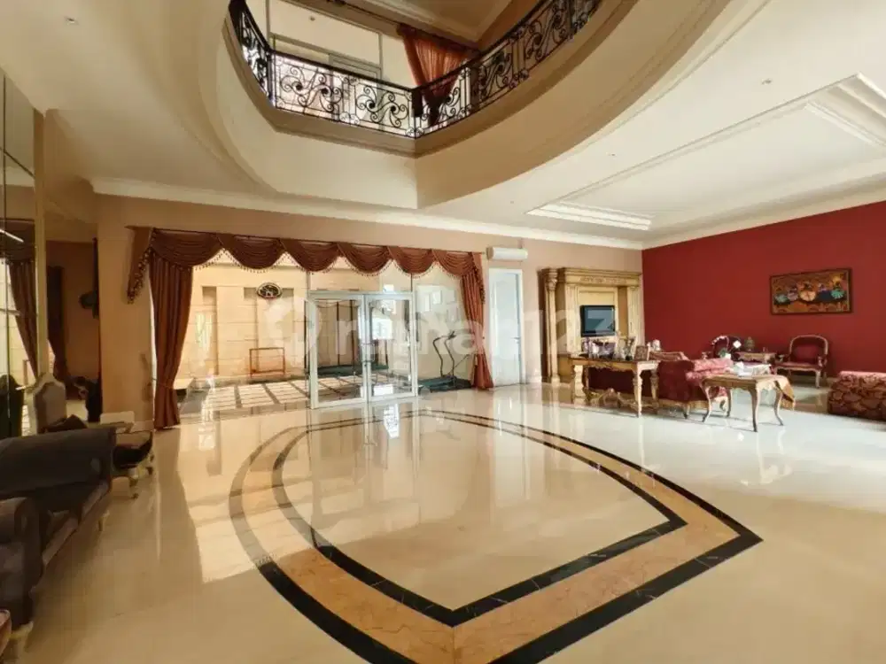 Rumah Mewah BGM Kelapa Gading 3 Lantai 513m, Lantai Marmer