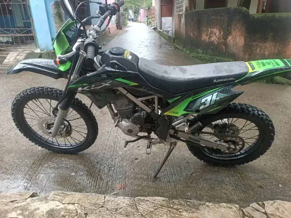 kawasaki KLx tahun 2018