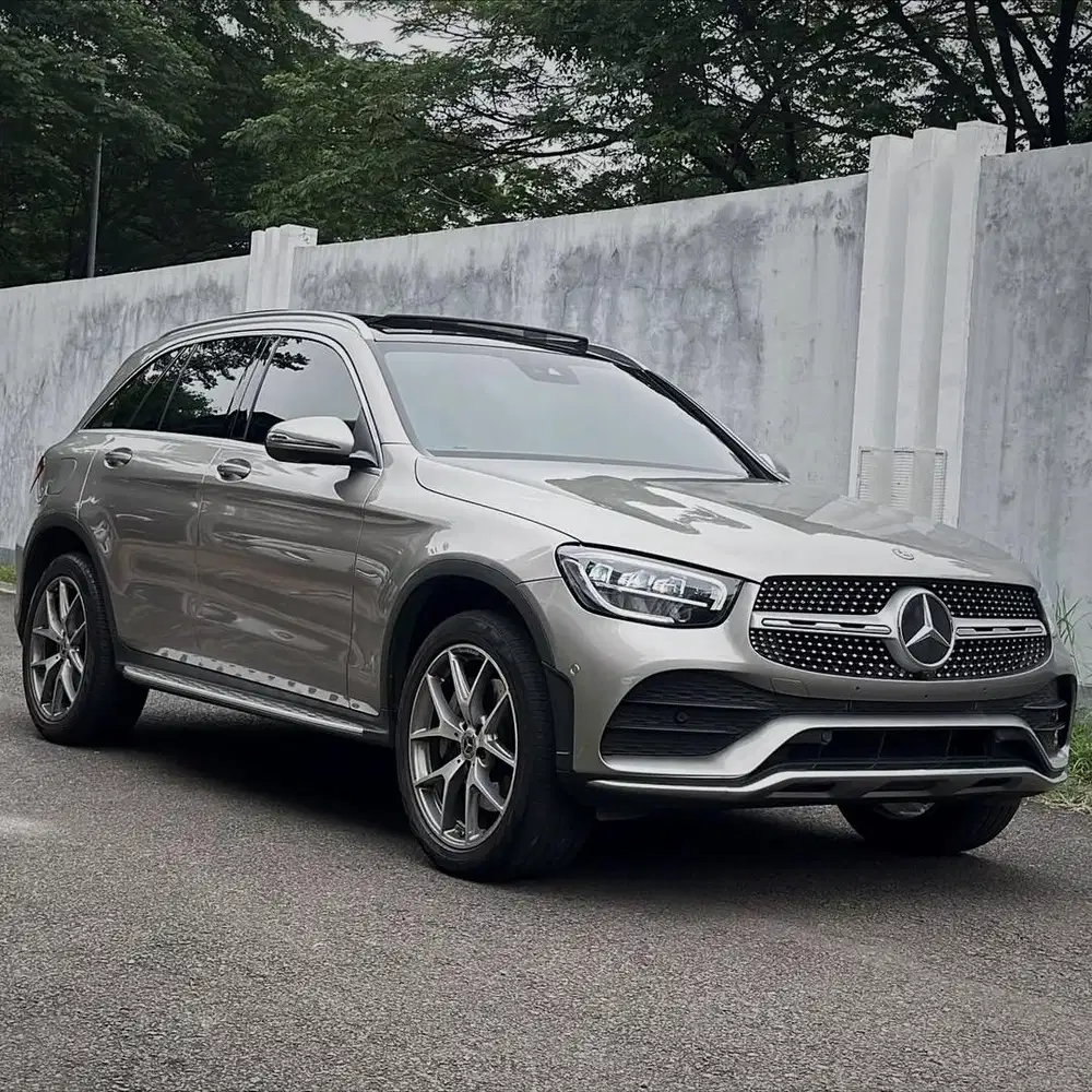 DIJUAL Mercedes Benz GLC200
