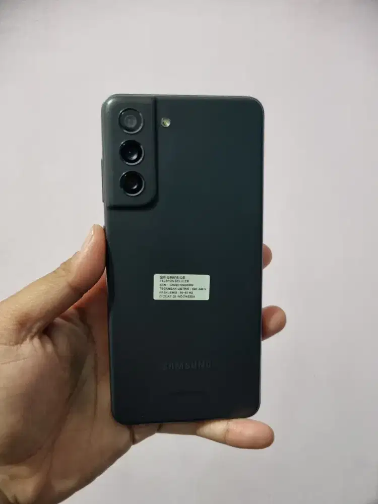 Samsung S21 FE 5G 8+8/256gb SEIN