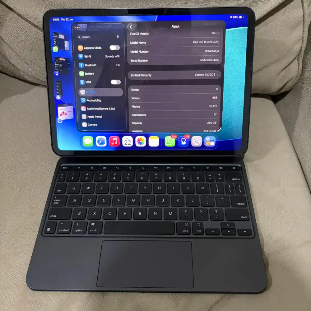 iPad Pro M5 11 Inci 256GB Black Free Magic Keyboard Bukan M4