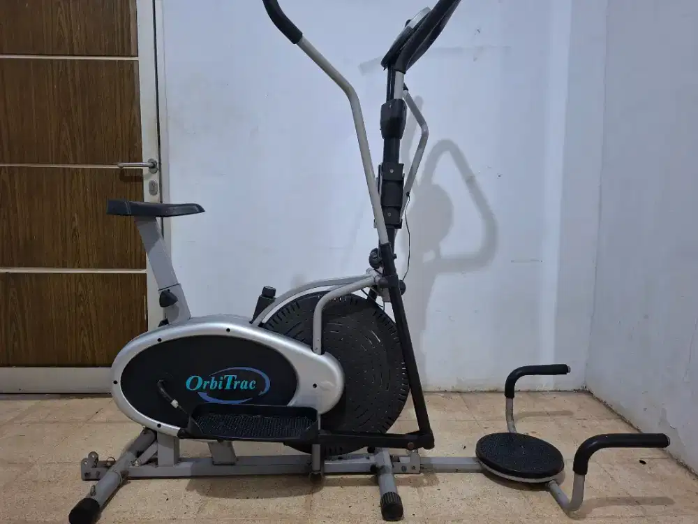 Sepeda statis ORBITRAC
