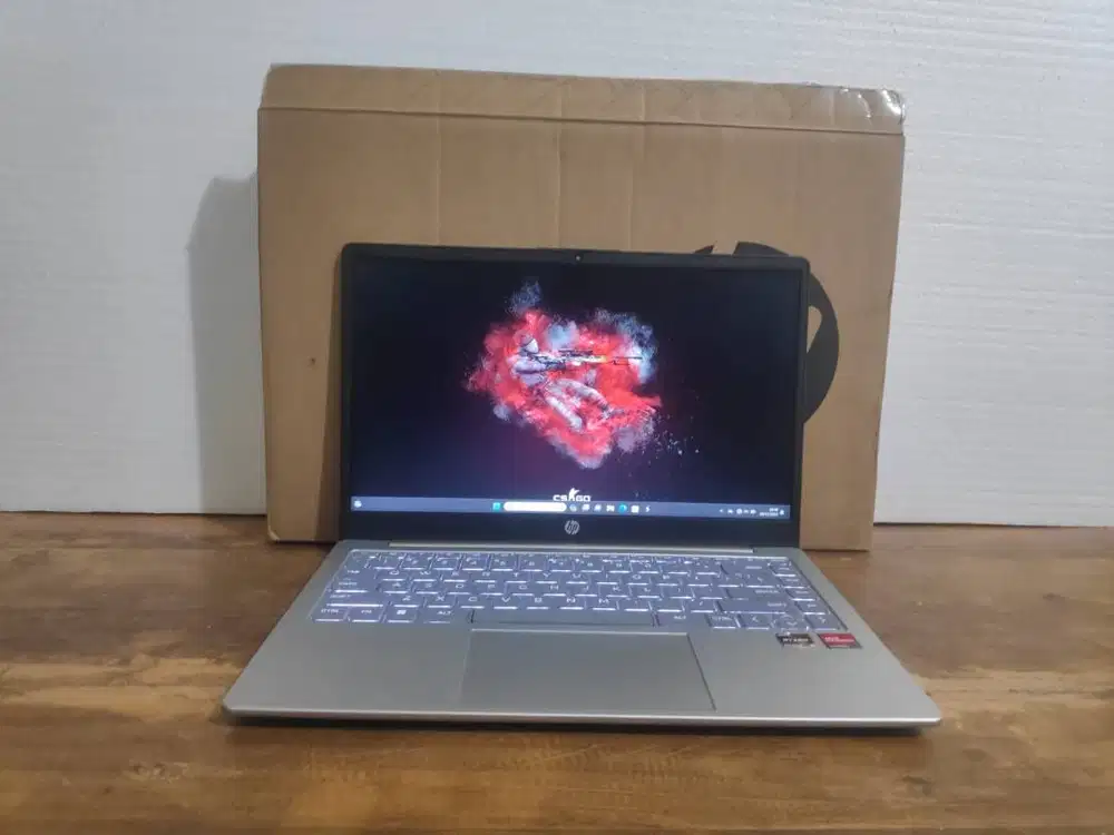 HP 14 Ryzen 3 7320U | RAM 8GB SSD 512GB | Layar FHD Backlit | Garansi