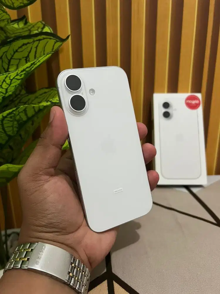 iPhone 17 256gb digimap white open box