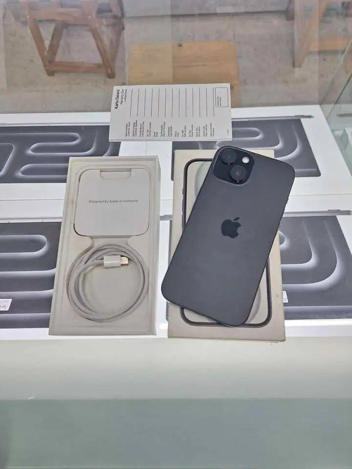 Second IPhone 15 128GB Black Garansi IBox Garansi ON 21 Maret 2026