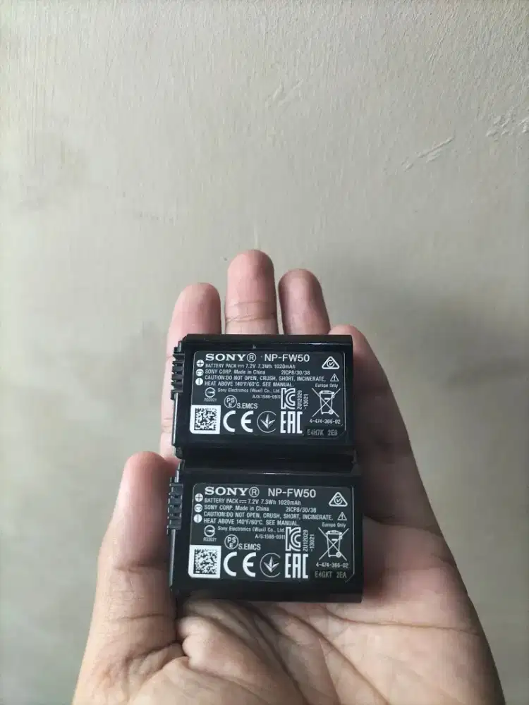 Batre Sony Np-FW50 Untuk Sony A5000,A5100,A6000,A6100,A6300,A6400 Dll