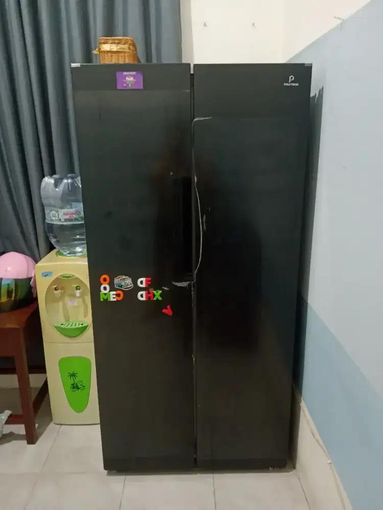 Kulkas 2 Pintu Besar