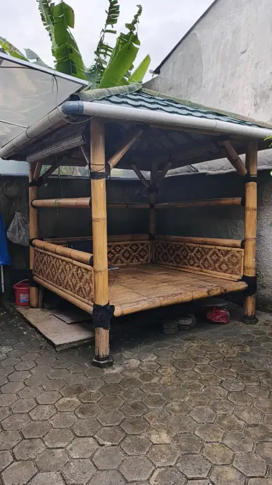 Gazebo bambu / saung