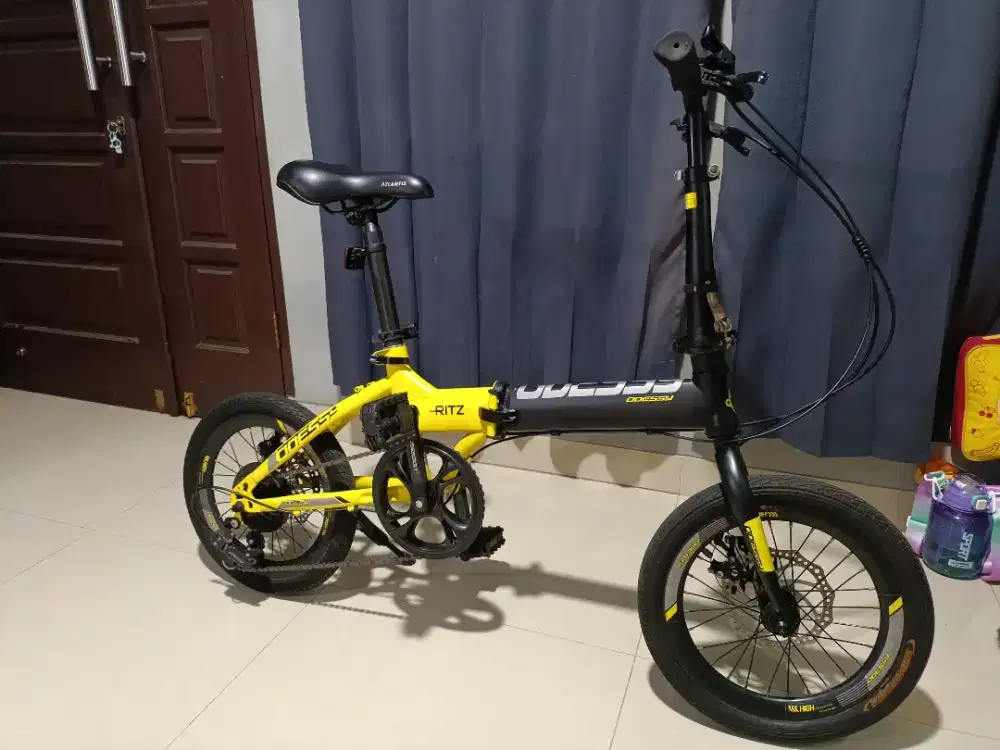 Sepeda lipat odessy Ritz