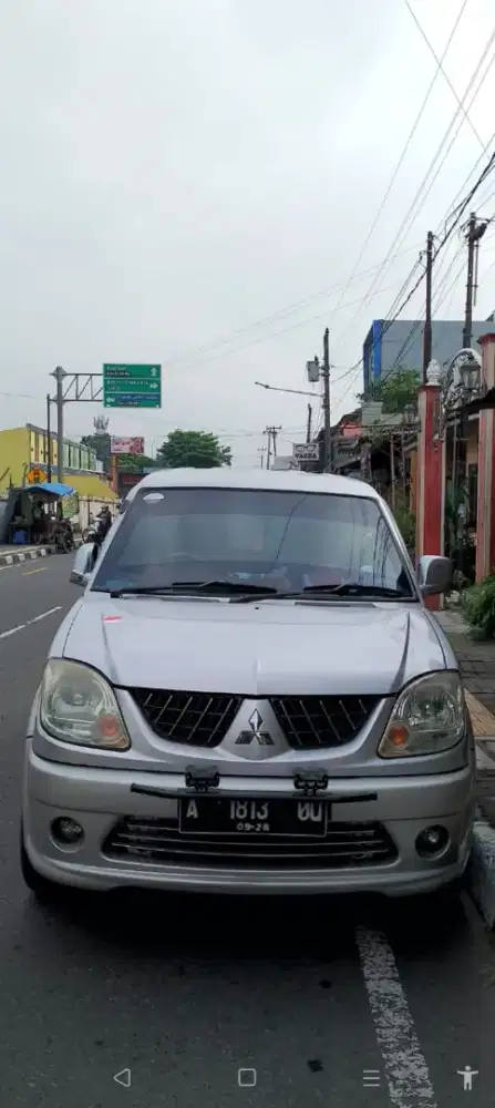 Mitsubishi kuda Grandia 1.6