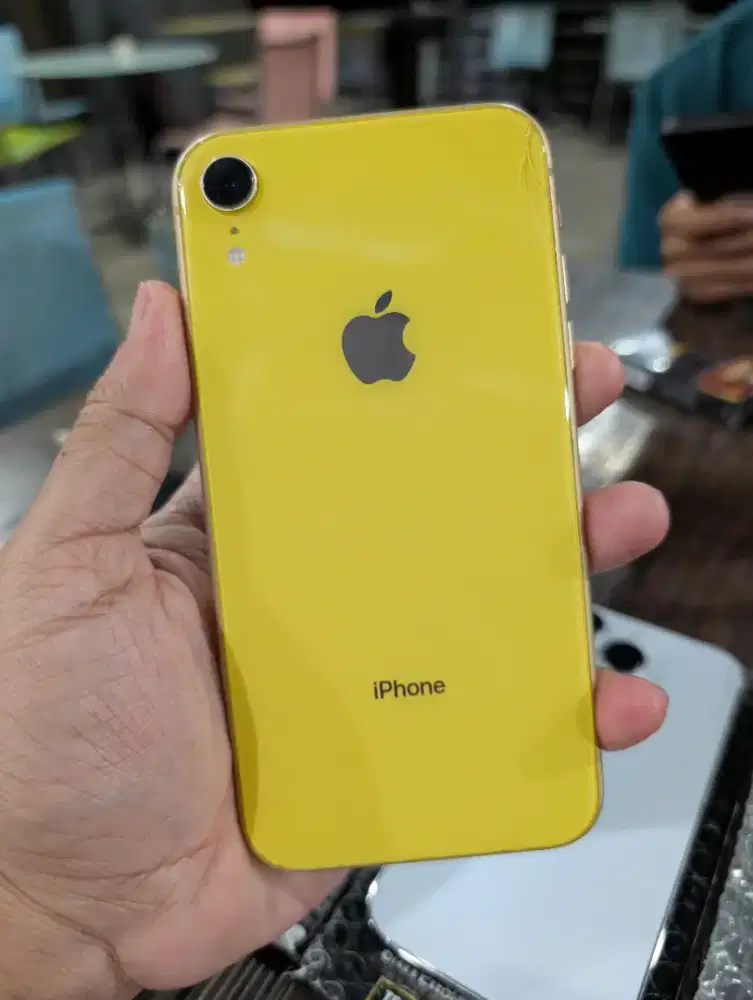 iPhone Xr (128Gb) Jaringan Axis