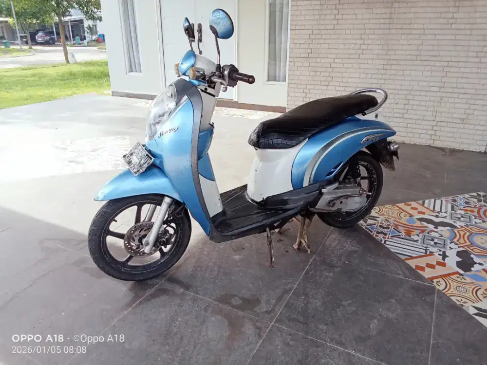 Honda Scoopy 2012