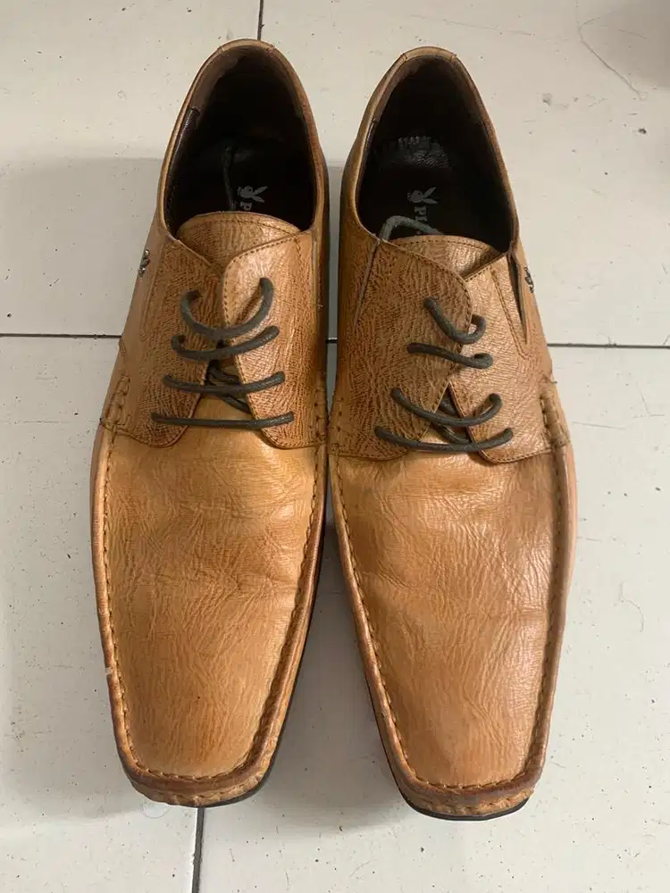 Sepatu Playboy original
