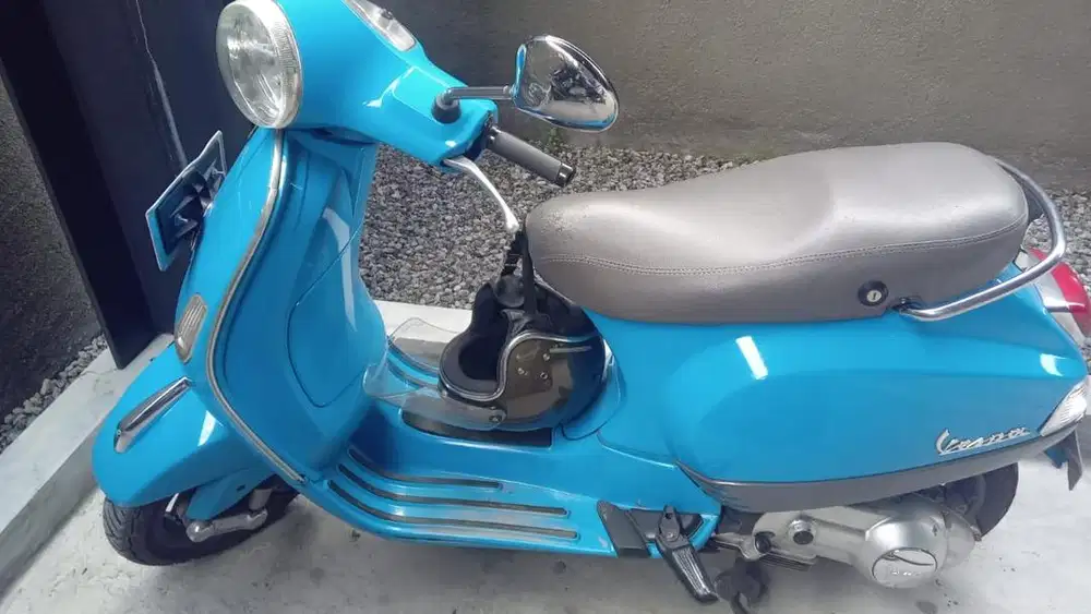 Vespa lx 125 2012 plat f lengkp