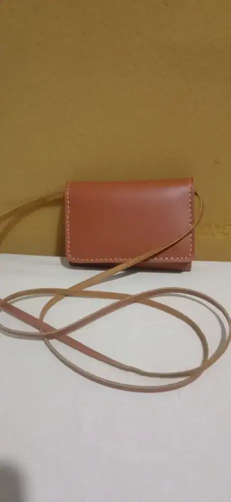 Dompet kulit kecil