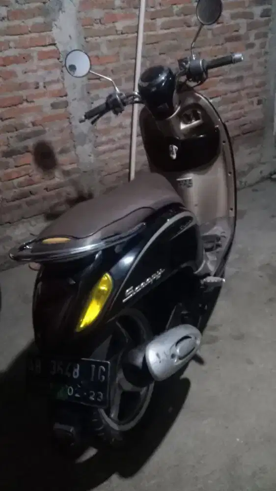 Scoopy injeksi THN 2013 plat AB Bantul
