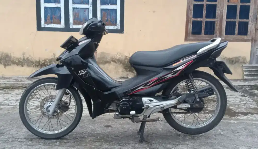 Suzuki Titan THN 2010 plat AB sleman