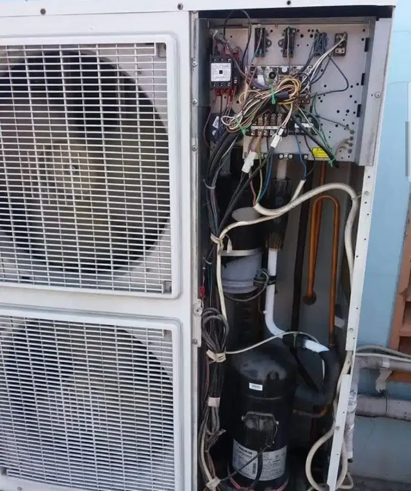 Tukang servis AC keliling bongkar pasang AC service kulkas