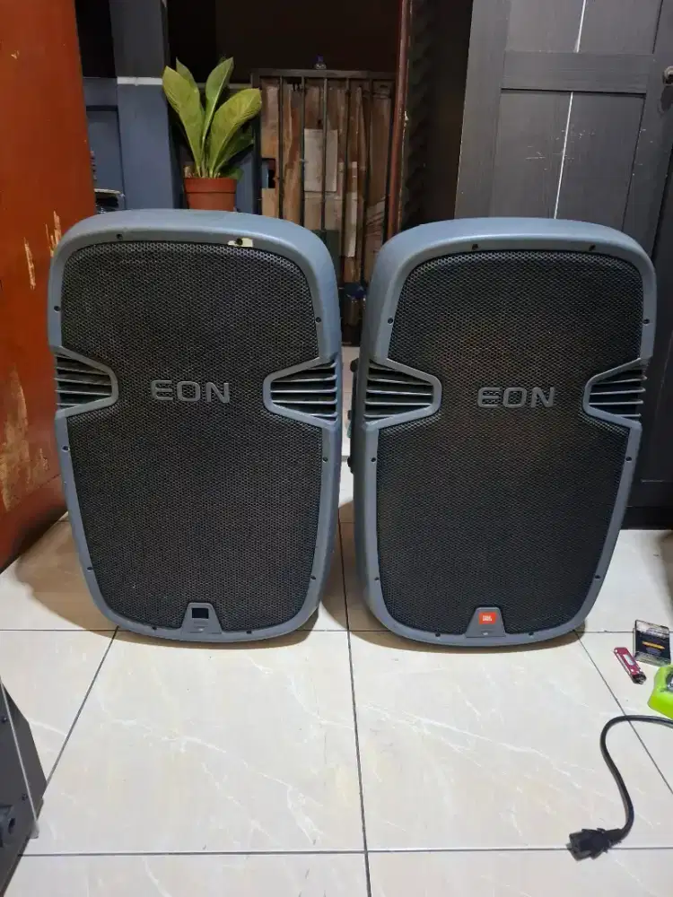 Jbl eon 315 matot