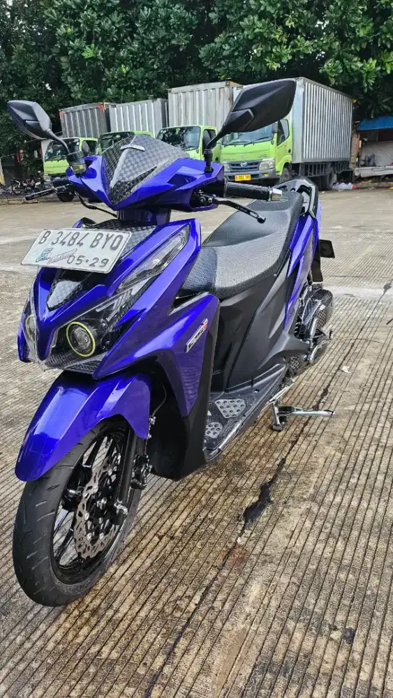 Honda vario 125 kzr istimewa / 125 kzr ganteng siap nongkrong
