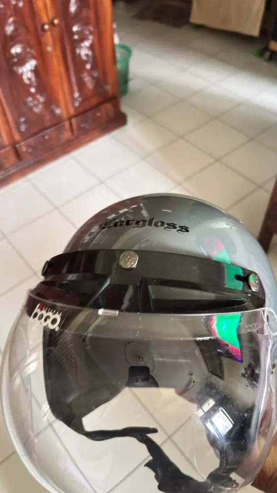 Di jual helm cargloss (L)