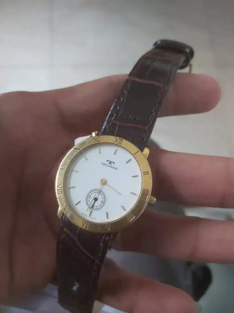 Technos sub second (original swiss)