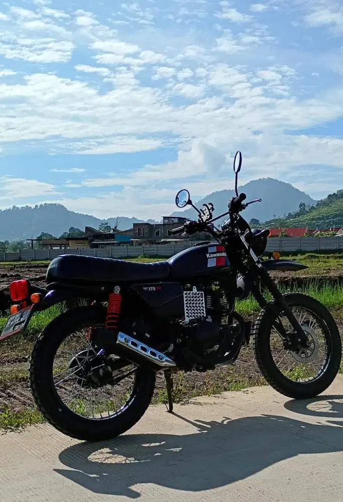 kawasaki w175 TR jual cepat