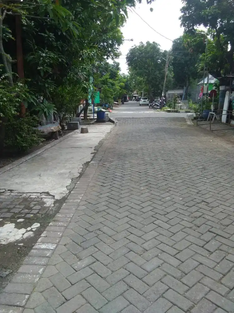 Muda dijual tanah bonus bangunan cocok untuk kos kroban semarang barat