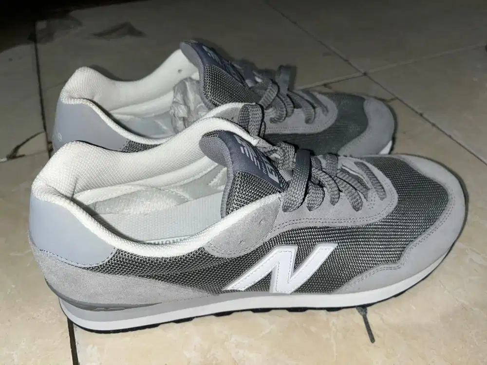 Sepatu Running dan Casual Original Nb Size 45 Borongan