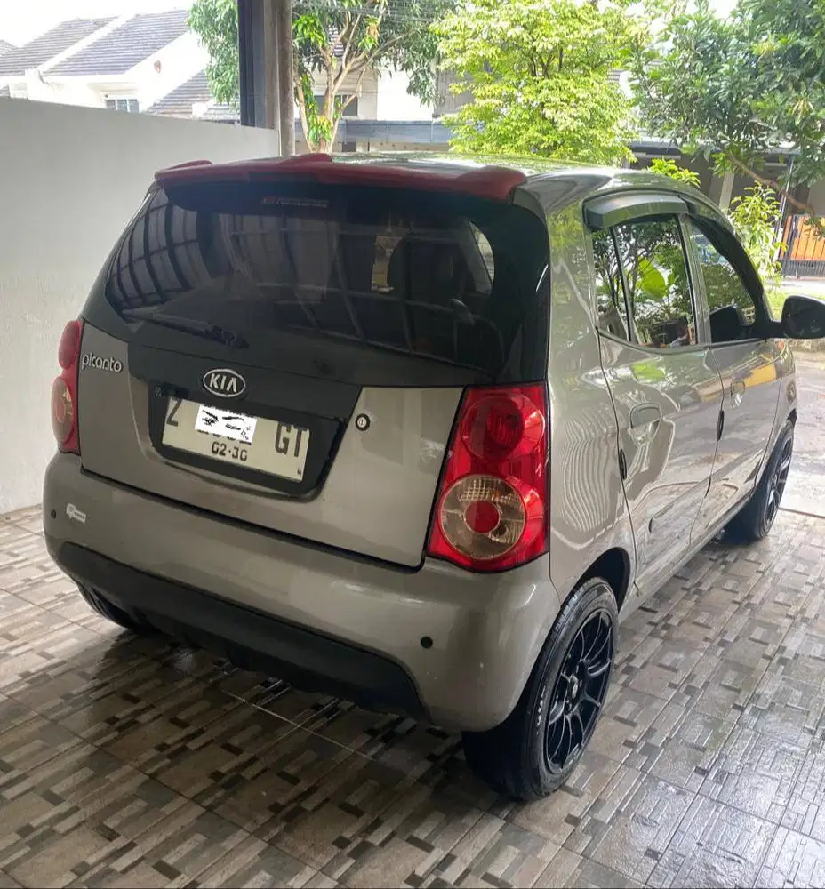 KIA Picanto Cosmo 1.1 SE Th 2010 Top Sigesit Irit