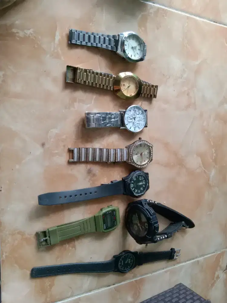 Jam tangan pria
