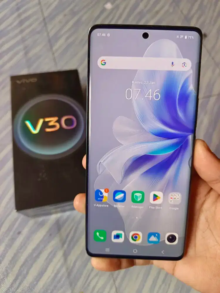 VIVO V30 5G RAM 8+8/256 MULUS SEGEL NO MINUS