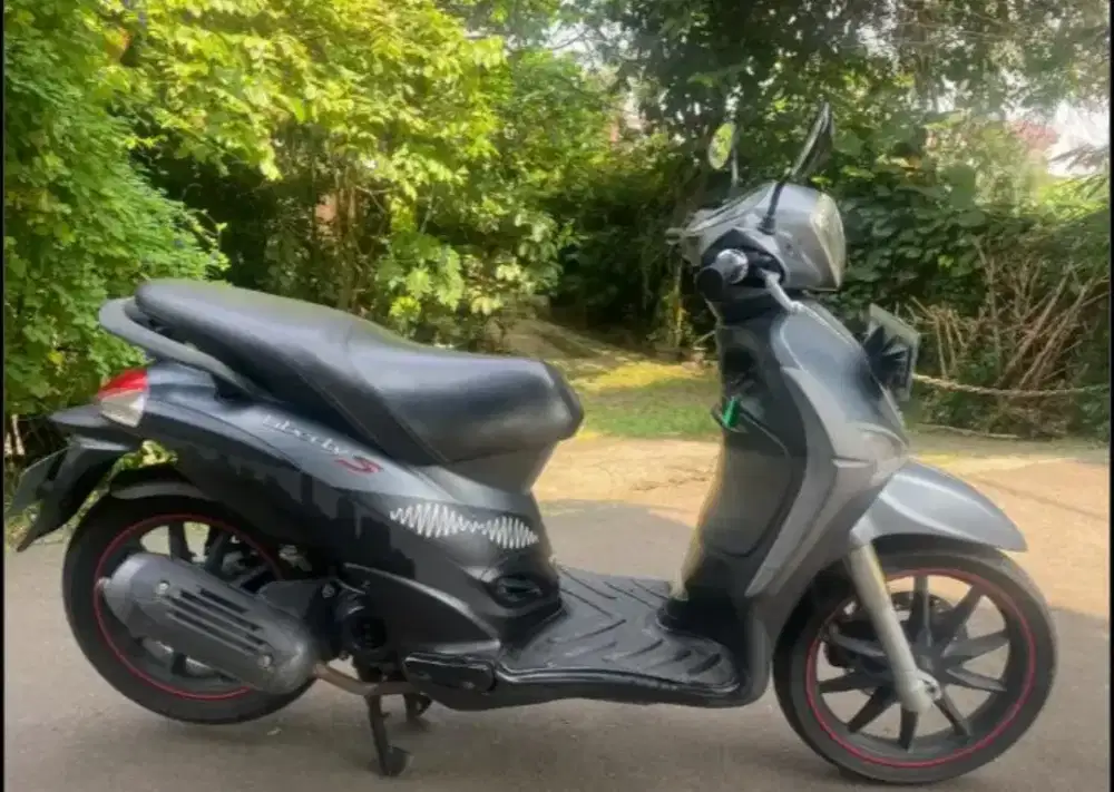 PIAGGIO LIBERTY TAHUN 2013