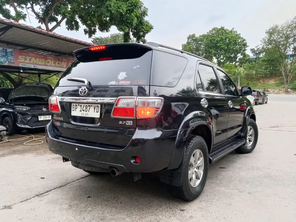 TOYOTA FORTUNER G AUTOMETIC MOBIL BISA KELUAR BATAM PAJAK HIDUP
