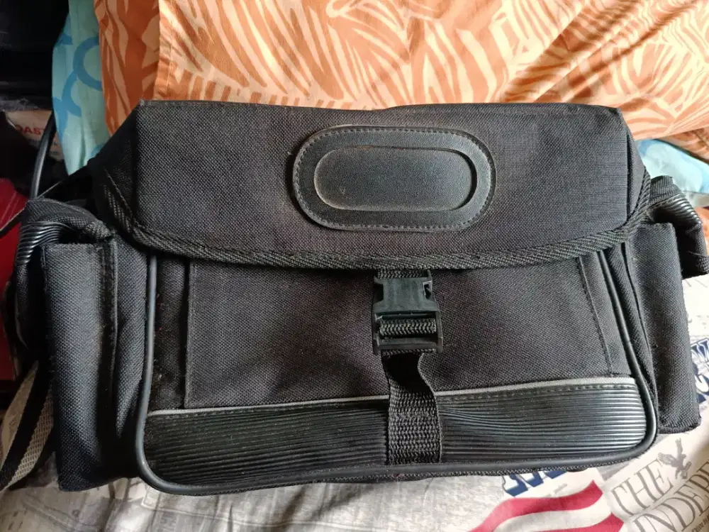 Dijual Bagpack Kamera DSLR muatan banyak uk 35x15x20cm