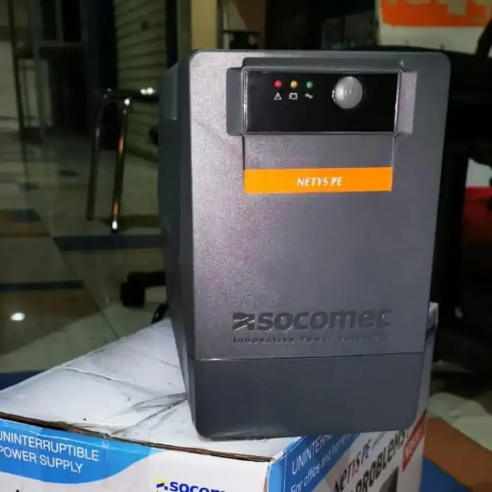 UPS Socomec NETYS NPE-1500-U UPS 1500VA / 900 Watt