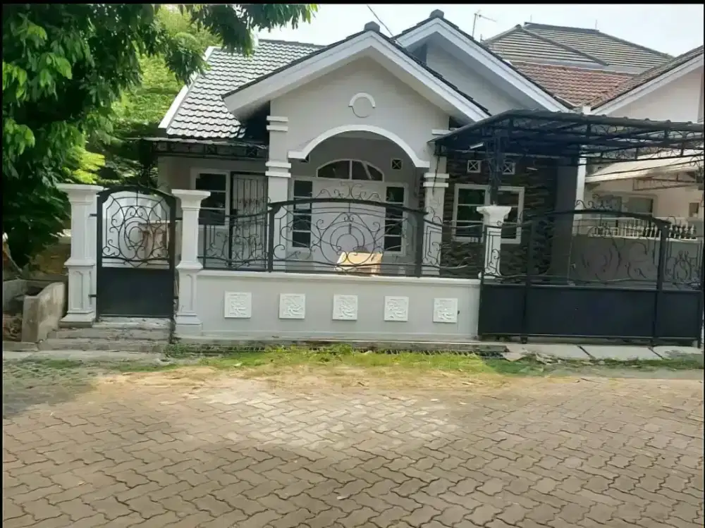 Di sewakan home only 1 ac 2 k.tdr 1 k. Art r.tamu r.tv r.mkn dapur