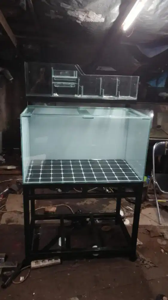 Akuarium ukr 100x50x50x8ml pullset