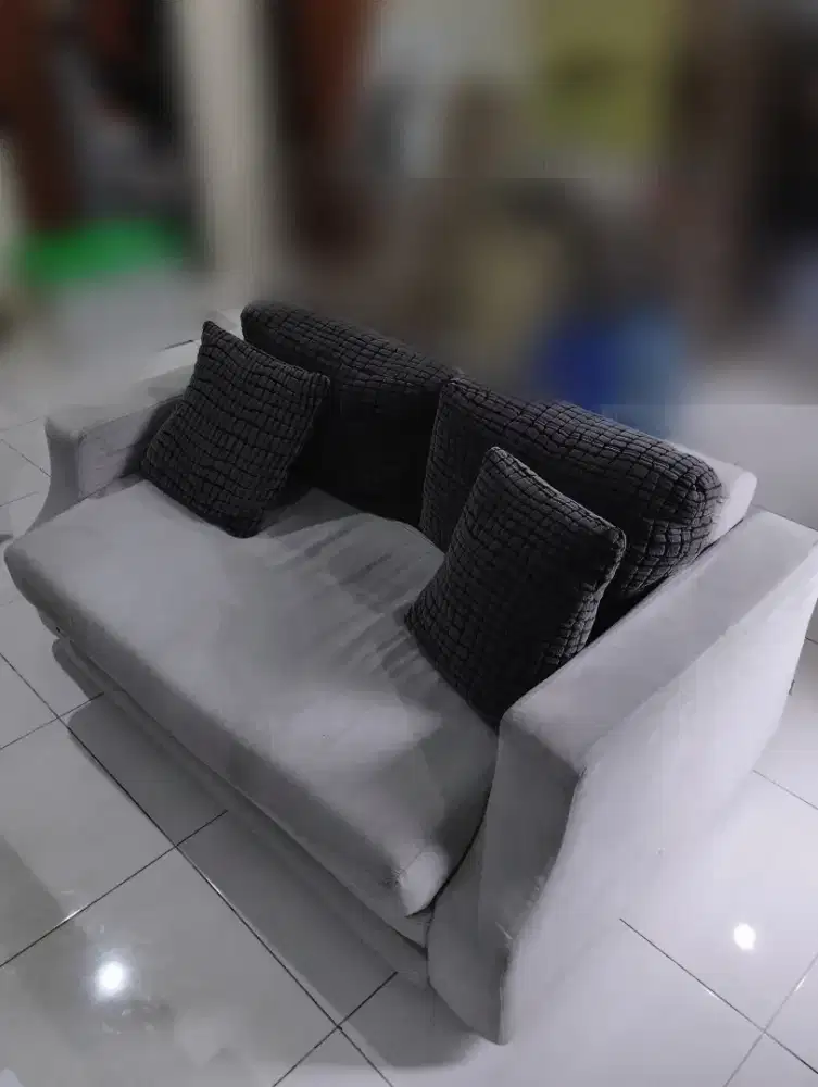Sofabed Minimalis Moon Grey + Bantal Asteroid - Kondisi 95% Mulus