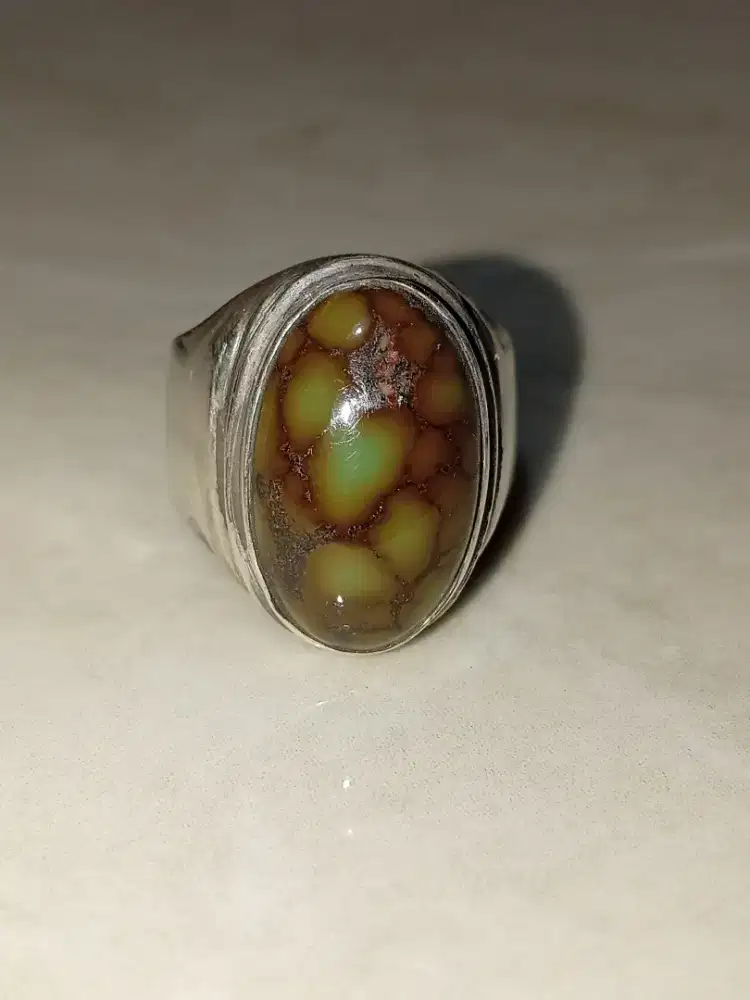 Batu Pirus Hubei unik antik