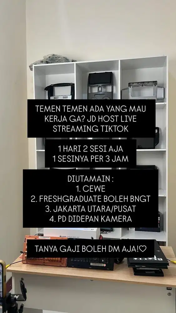 LOKER HOST LIVE JUAL TV MOBIL