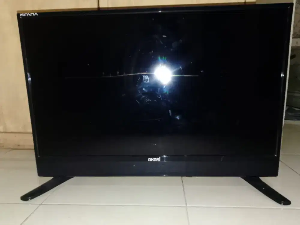 TV AKARI 32 ins