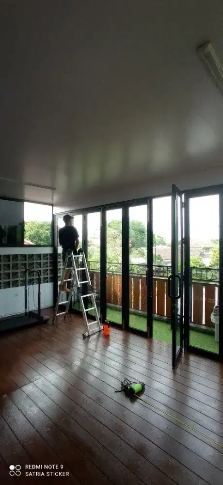 Vendor kaca film rumah & kantor spesialis aneka sticker sandblast dll