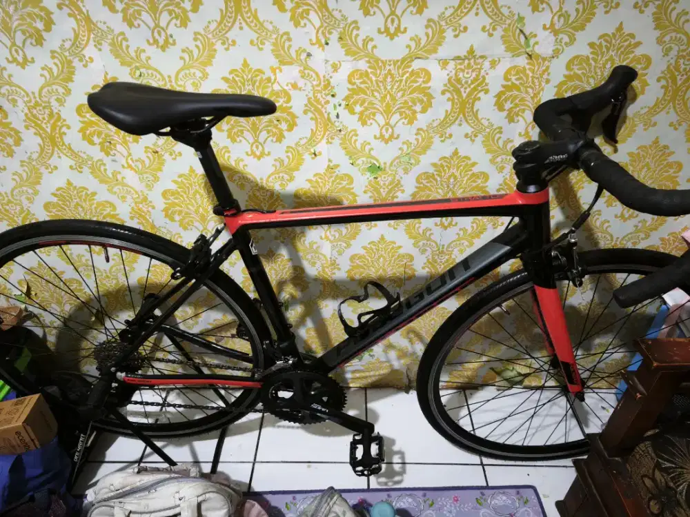 Sepeda Polygon Strattos S3 Ukuran M